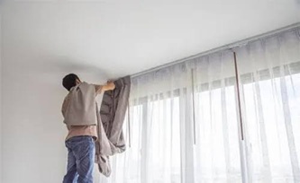 آب‌شویی تخصصی پرده، با بهترین کیفیت برای انواع پرده و اجزای آن
